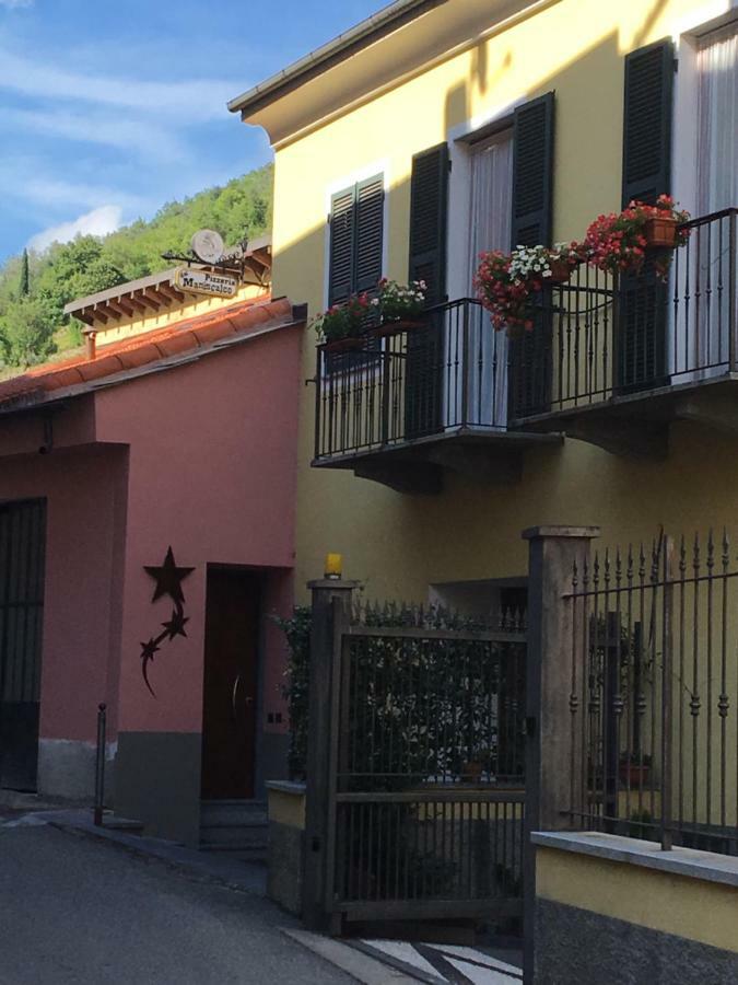 Sotto Le Stelle Hotel Pieve di Teco Exterior photo